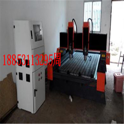 雕刻機(jī)廠家直銷 濟(jì)南超意數(shù)控機(jī)械設(shè)備 專業(yè)制造，精細(xì)呈現(xiàn)